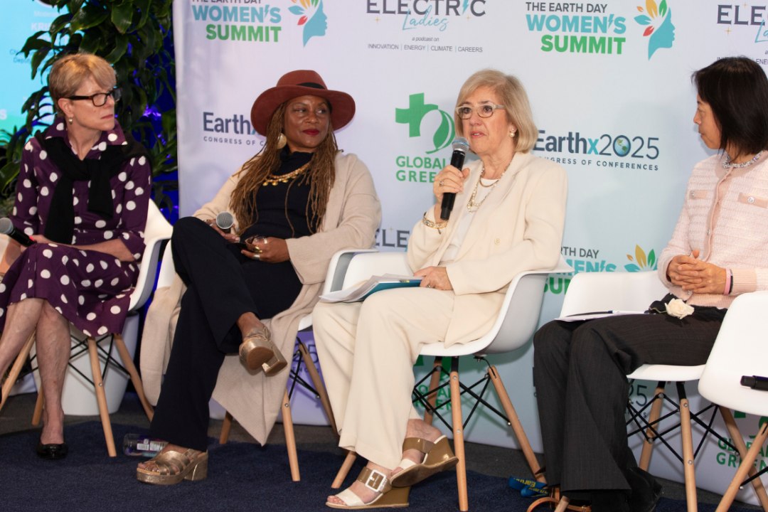 Panel of women leaders speaking at the EarthX 2025 Women's Summit